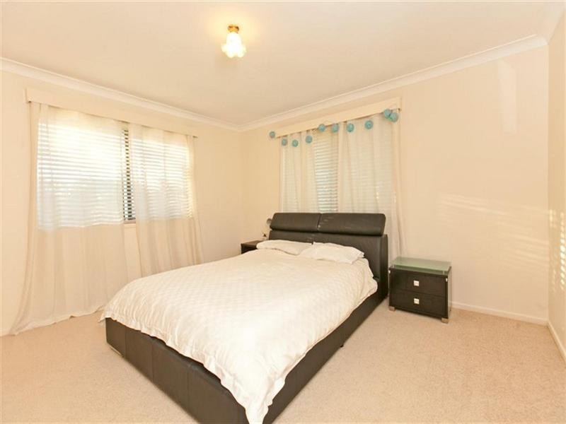 5 ERIN Street, Capalaba QLD 4157