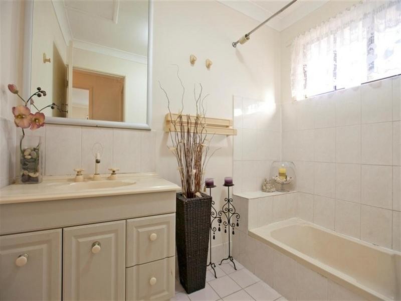 5 ERIN Street, Capalaba QLD 4157