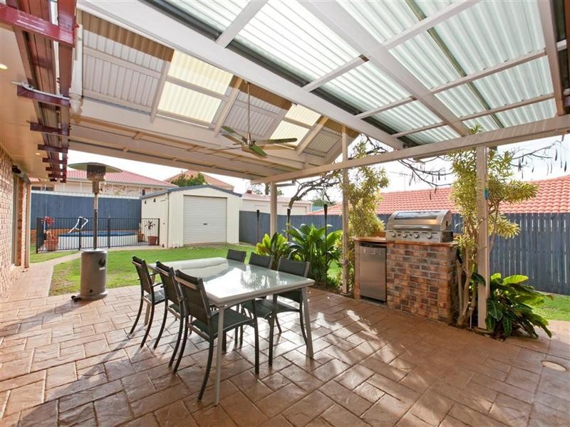 10 Montgomery Drive, Wellington Point QLD 4160