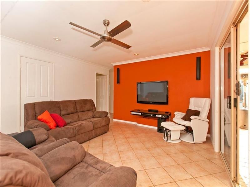 10 Montgomery Drive, Wellington Point QLD 4160