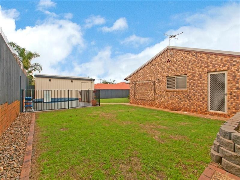 10 Montgomery Drive, Wellington Point QLD 4160