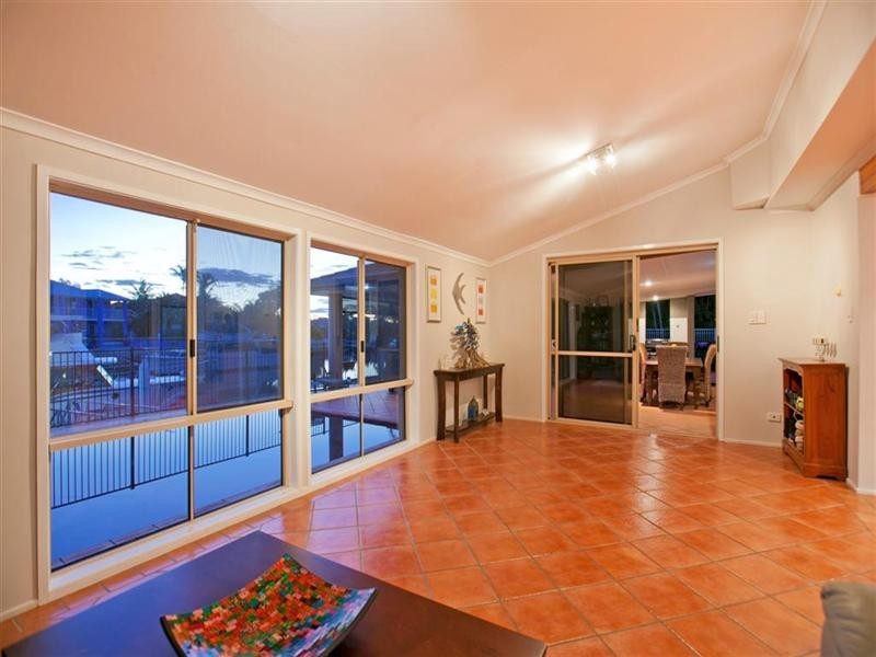 11 Mako Avenue, Birkdale QLD 4159