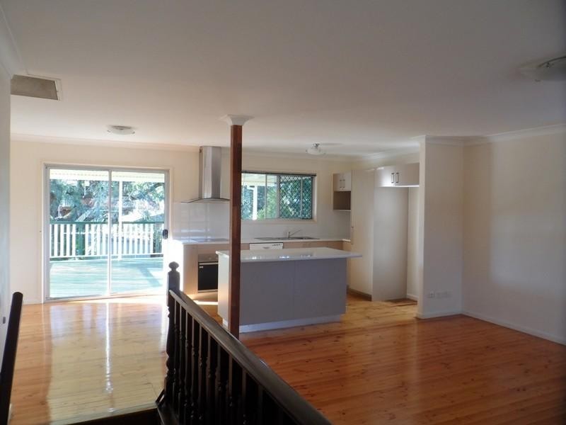 52 Kennedy Drive, Capalaba QLD 4157