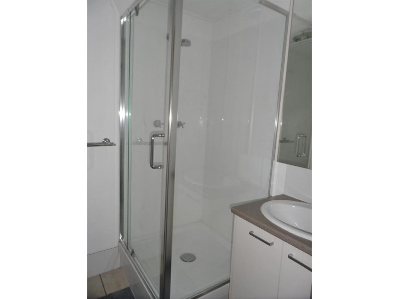 52 Kennedy Drive, Capalaba QLD 4157