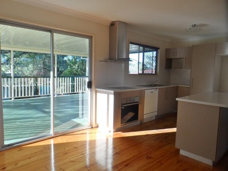 52 Kennedy Drive, Capalaba QLD 4157