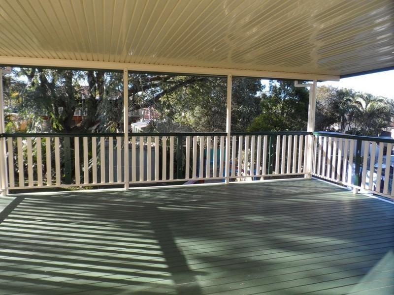 52 Kennedy Drive, Capalaba QLD 4157