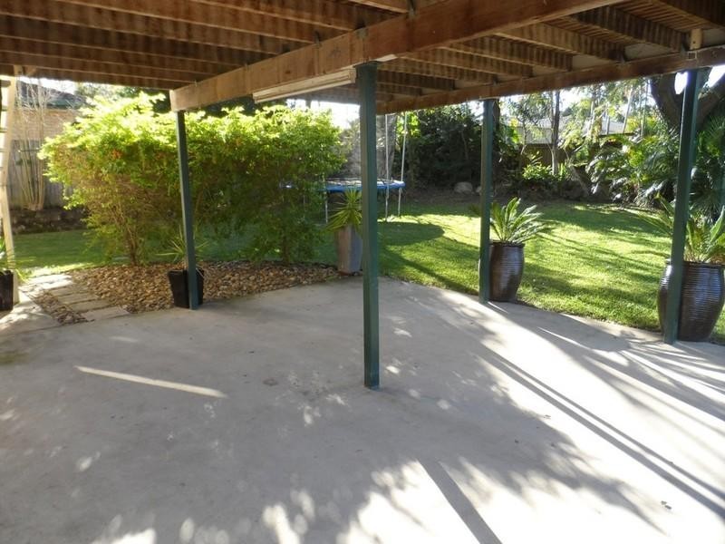 52 Kennedy Drive, Capalaba QLD 4157