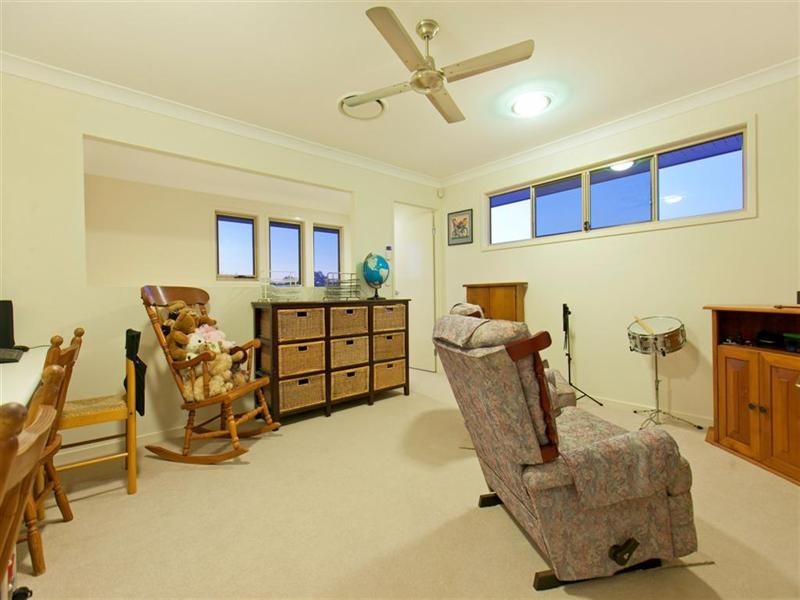 13 Liner Street, Wellington Point QLD 4160