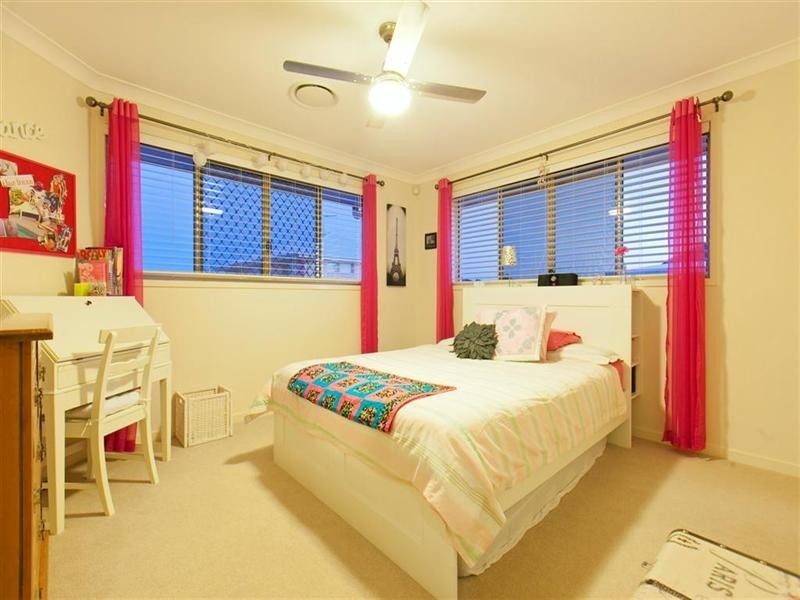 13 Liner Street, Wellington Point QLD 4160