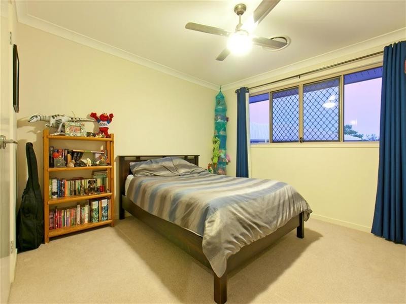 13 Liner Street, Wellington Point QLD 4160