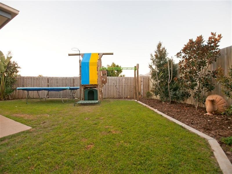 13 Liner Street, Wellington Point QLD 4160