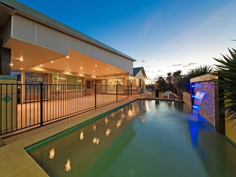 15 Manly Street, Birkdale QLD 4159