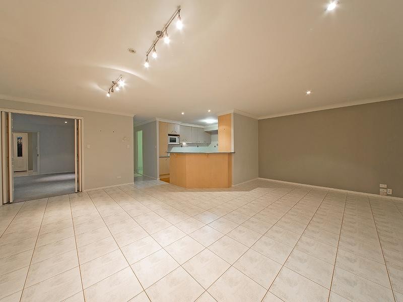 15 Manly Street, Birkdale QLD 4159