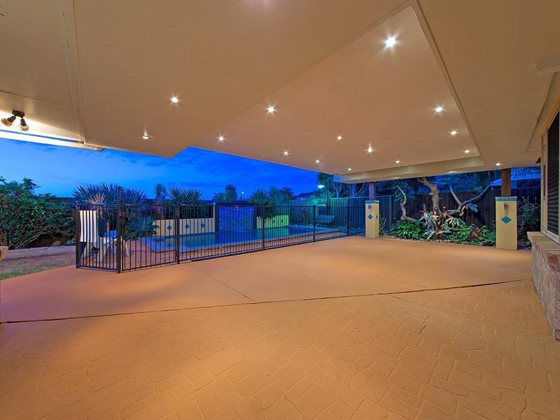 15 Manly Street, Birkdale QLD 4159