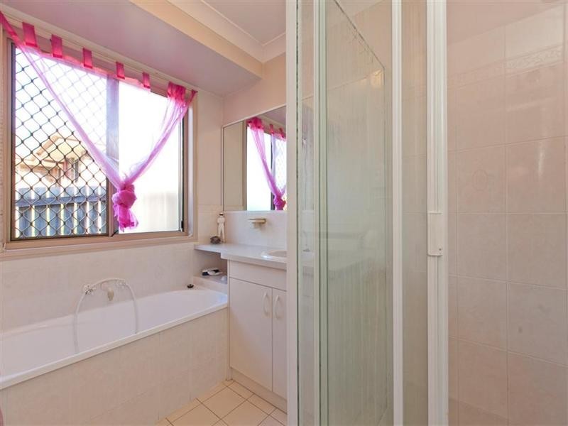 10 Lynch Crescent, Birkdale QLD 4159