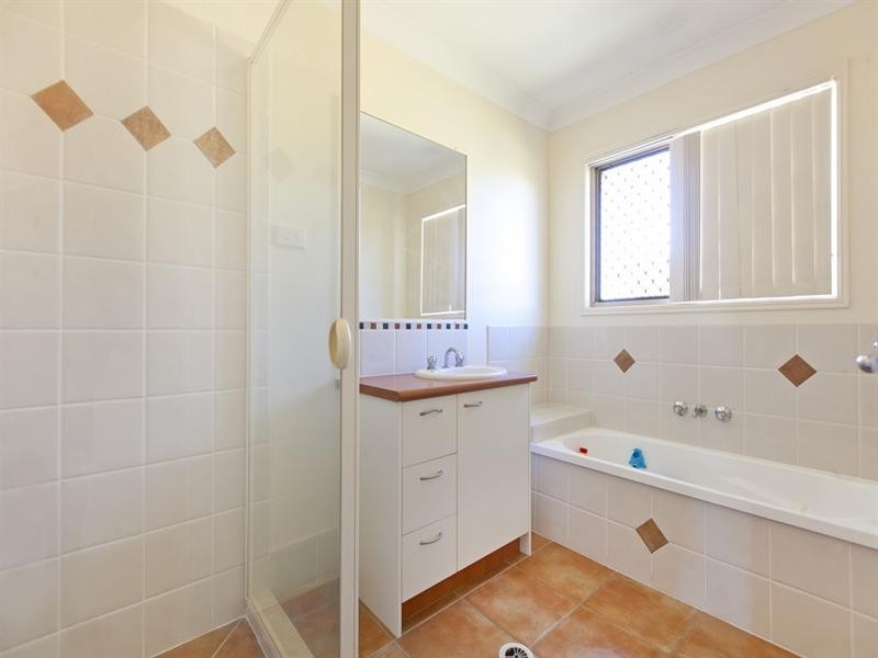 50 Brookvale Drive, Victoria Point QLD 4165