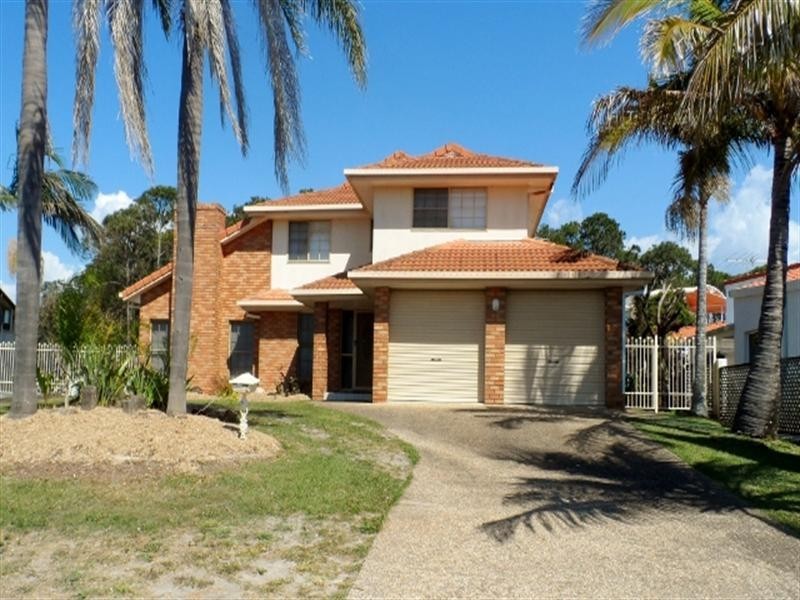 2 DORSAL Drive, Birkdale QLD 4159