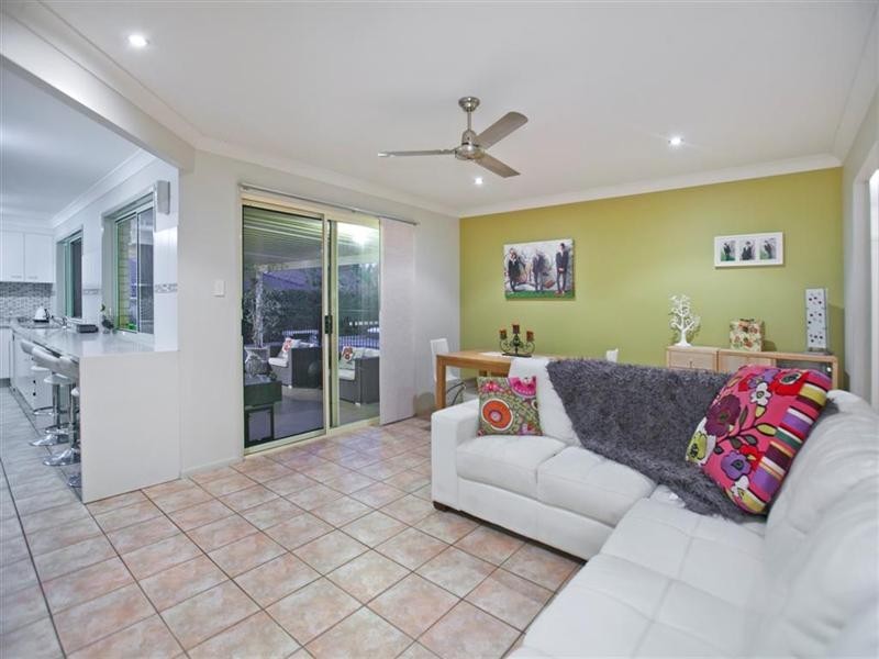 29 Cresthill Street, Birkdale QLD 4159