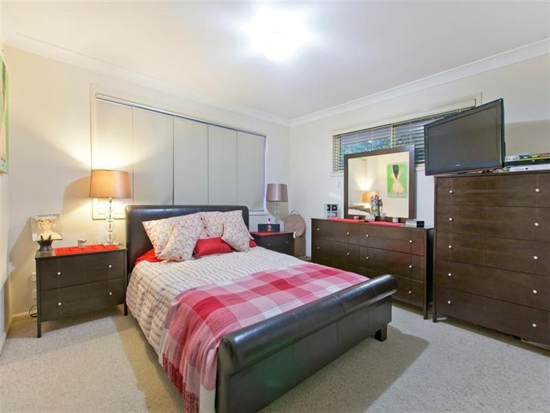 29 Cresthill Street, Birkdale QLD 4159