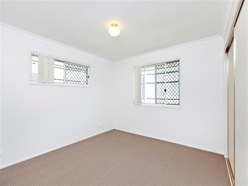 4 Honeygem Place, Birkdale QLD 4159