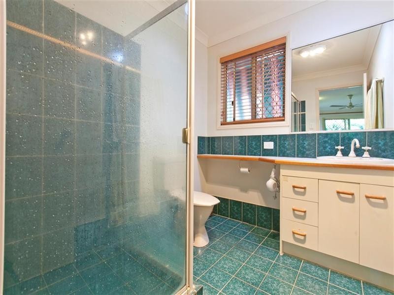 19 Redgrove Avenue, Wellington Point QLD 4160