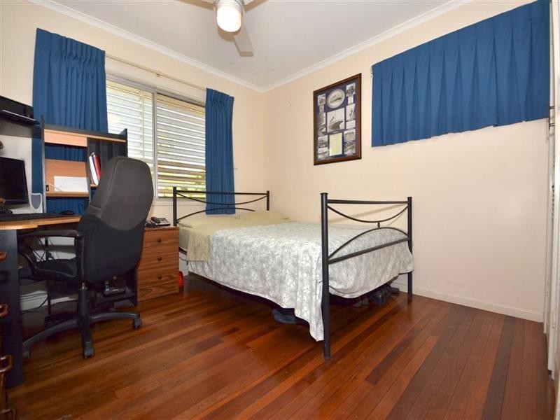 7 Moana Crescent, Birkdale QLD 4159