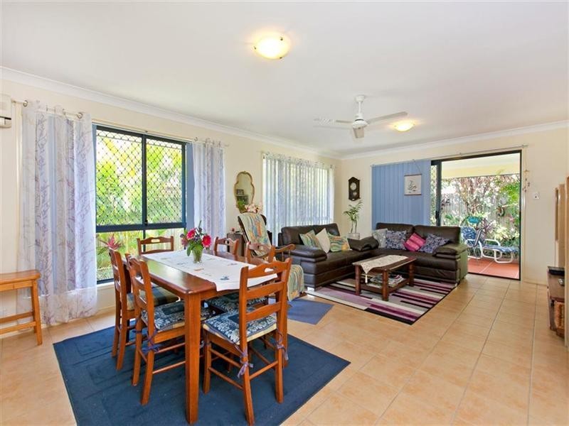37 Seaholly Crescent, Victoria Point QLD 4165