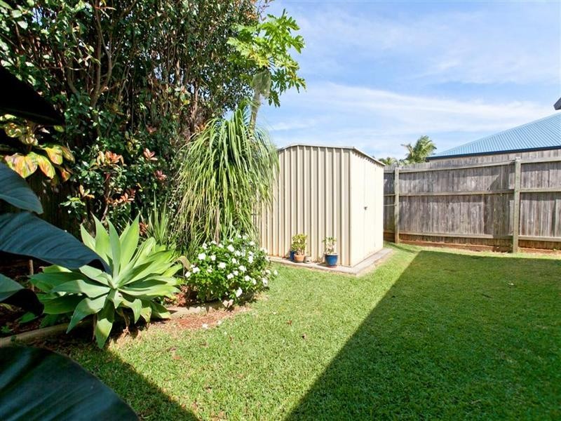 37 Seaholly Crescent, Victoria Point QLD 4165