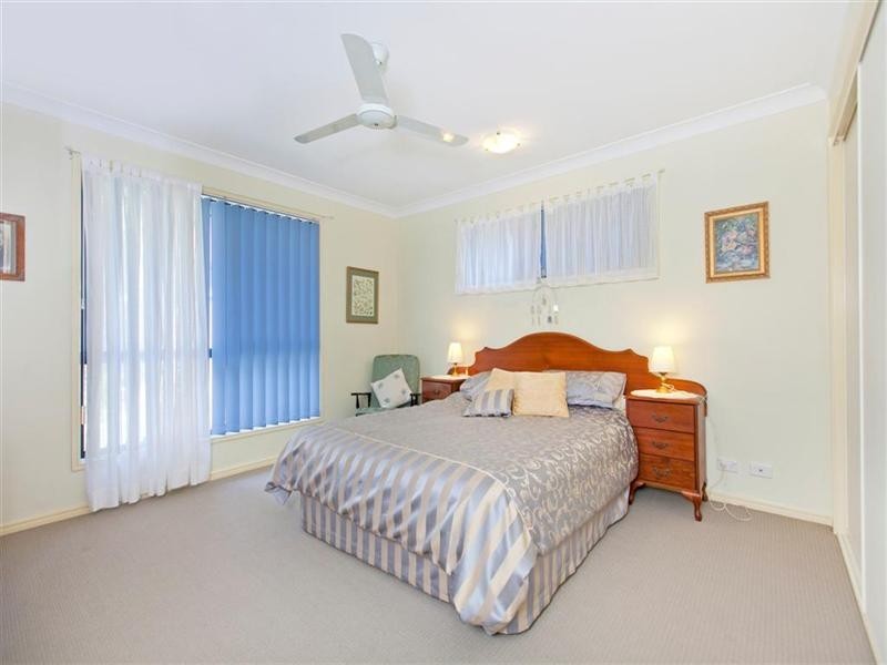 37 Seaholly Crescent, Victoria Point QLD 4165