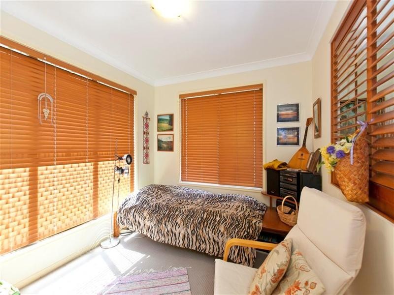 37 Seaholly Crescent, Victoria Point QLD 4165