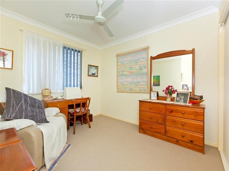 37 Seaholly Crescent, Victoria Point QLD 4165