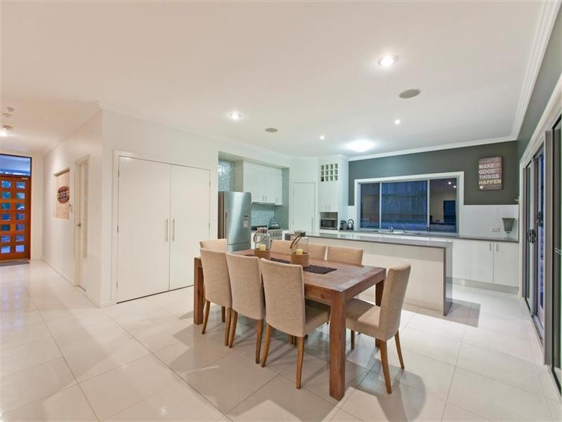 4 Tamarillo Close, Mount Cotton QLD 4165