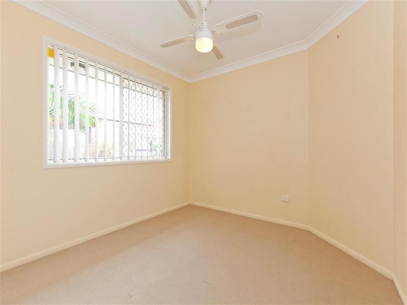 10 Cresthill Street, Birkdale QLD 4159