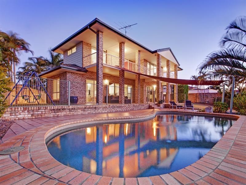 10 Kinsail Court, Raby Bay QLD 4163