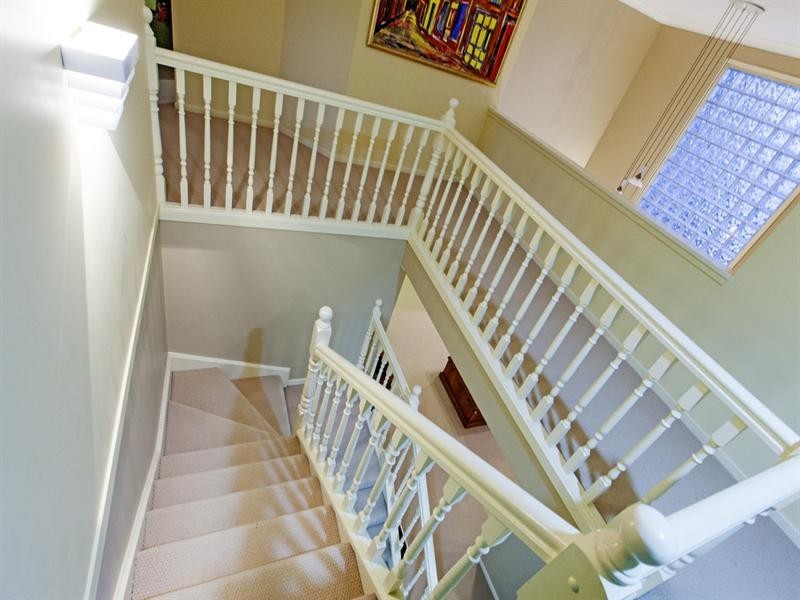 10 Kinsail Court, Raby Bay QLD 4163