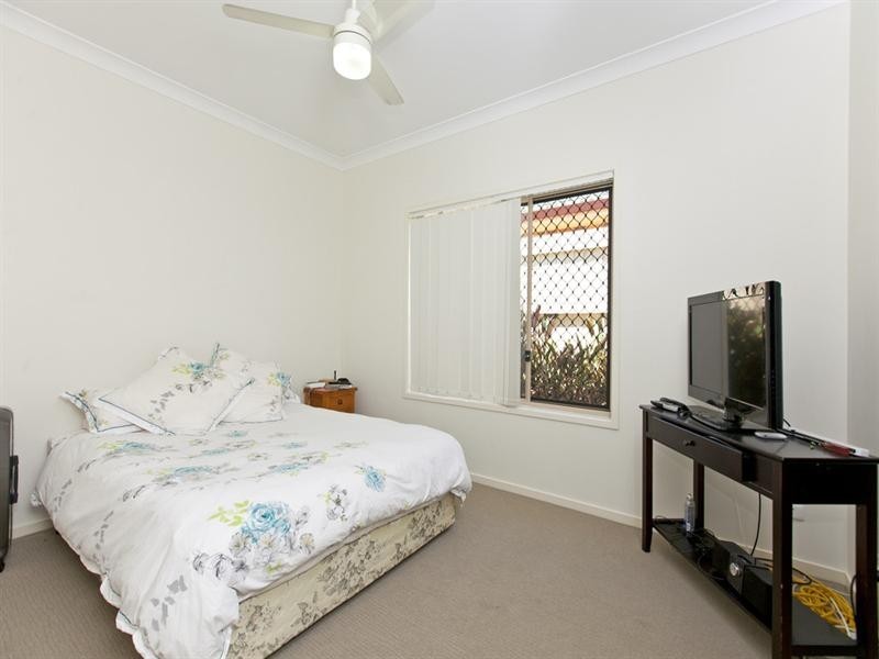 17 Myra Street, Birkdale QLD 4159