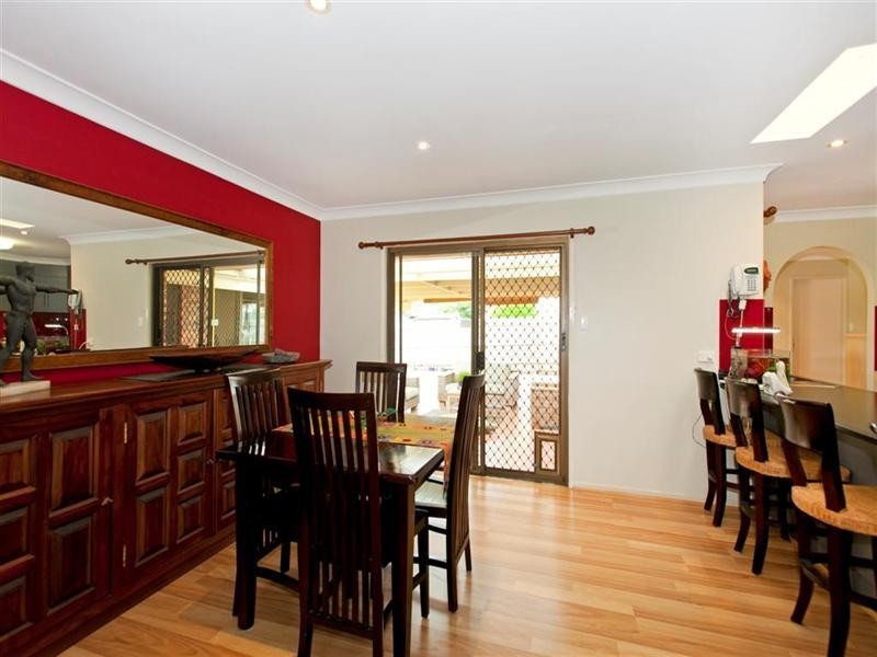 50 Fullerton Street, Birkdale QLD 4159