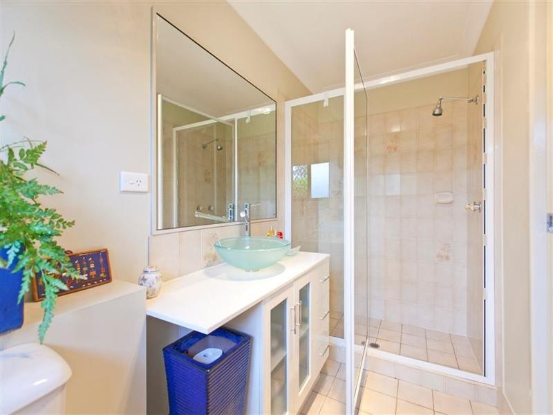 50 Fullerton Street, Birkdale QLD 4159