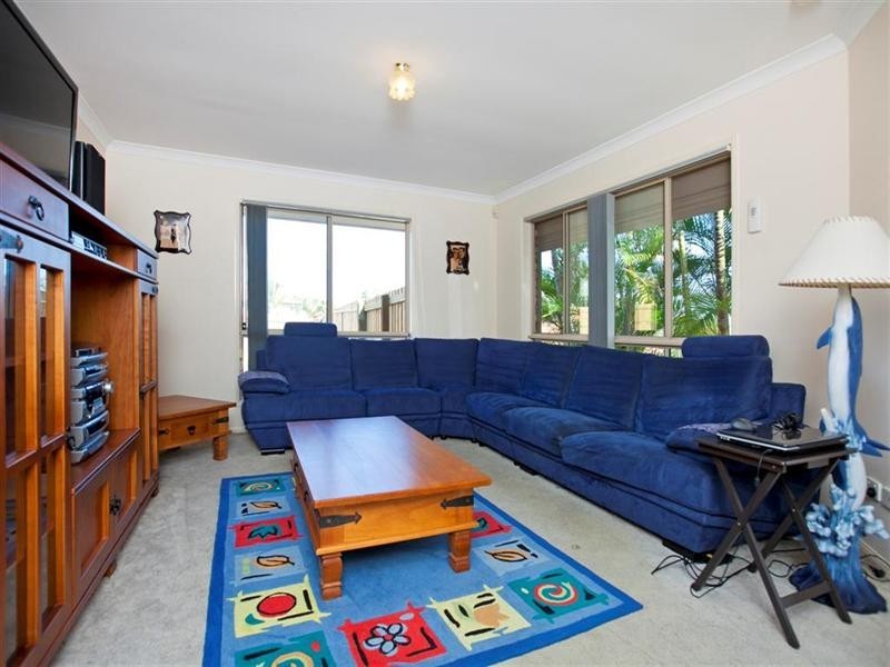 23 Cherry Street, Wellington Point QLD 4160