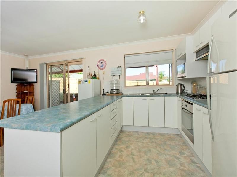 23 Cherry Street, Wellington Point QLD 4160