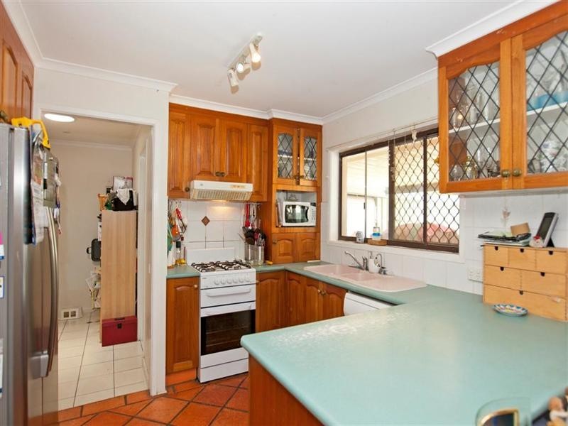 40 Waratah Avenue, Victoria Point QLD 4165