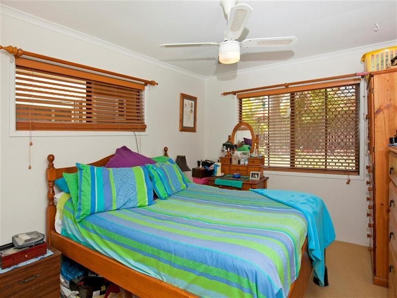 40 Waratah Avenue, Victoria Point QLD 4165