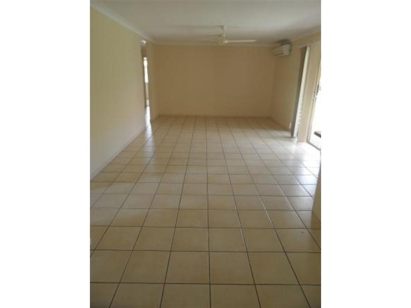 6 PARKRIDGE Place, Birkdale QLD 4159