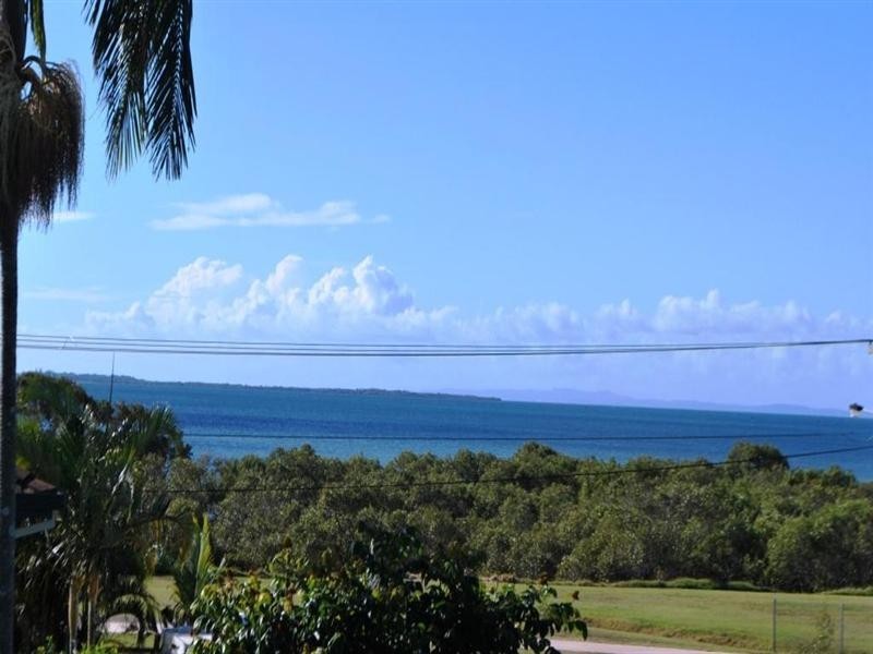 7 Ruth Street, Birkdale QLD 4159