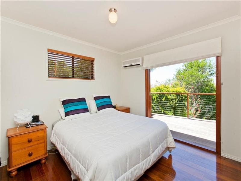 7 Ruth Street, Birkdale QLD 4159