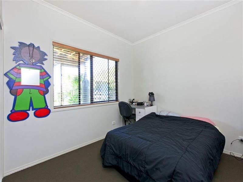 7 Ruth Street, Birkdale QLD 4159