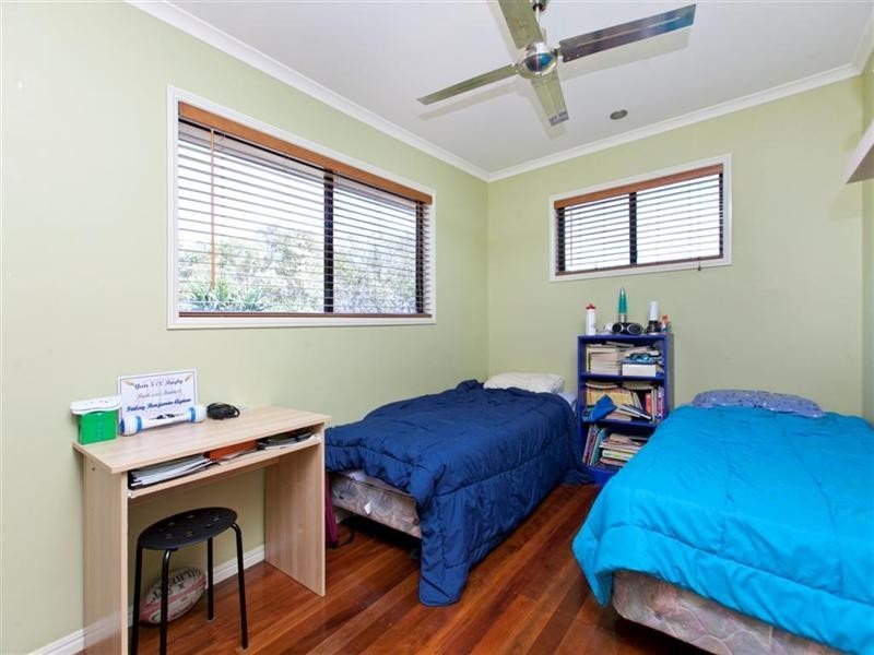 7 Ruth Street, Birkdale QLD 4159