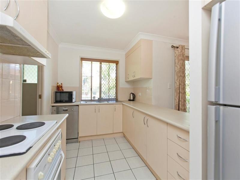4/2 Denison Court, Capalaba QLD 4157