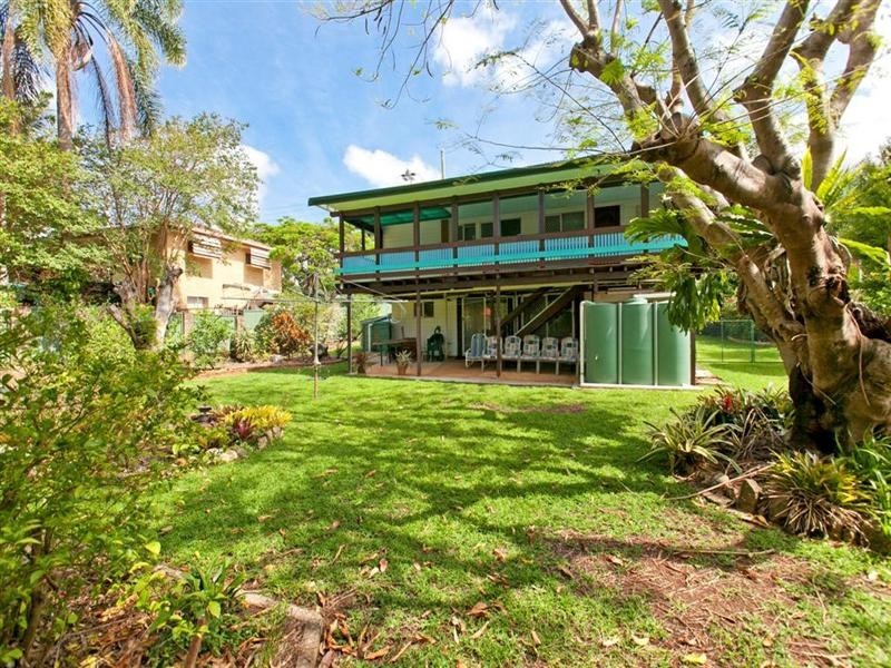 143 South Street, Cleveland QLD 4163