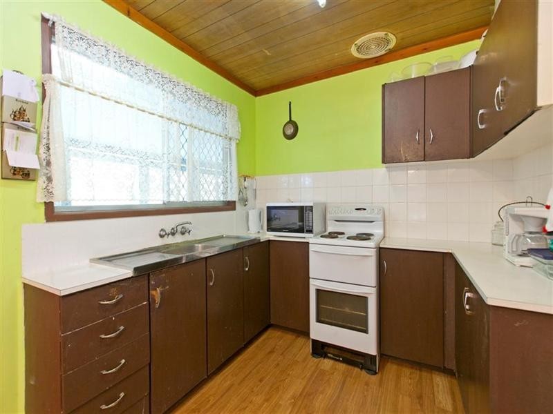 143 South Street, Cleveland QLD 4163